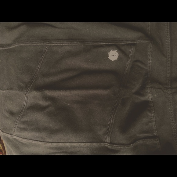 22-24W Rainbeau Curves Activewear - Picture 3 of 4